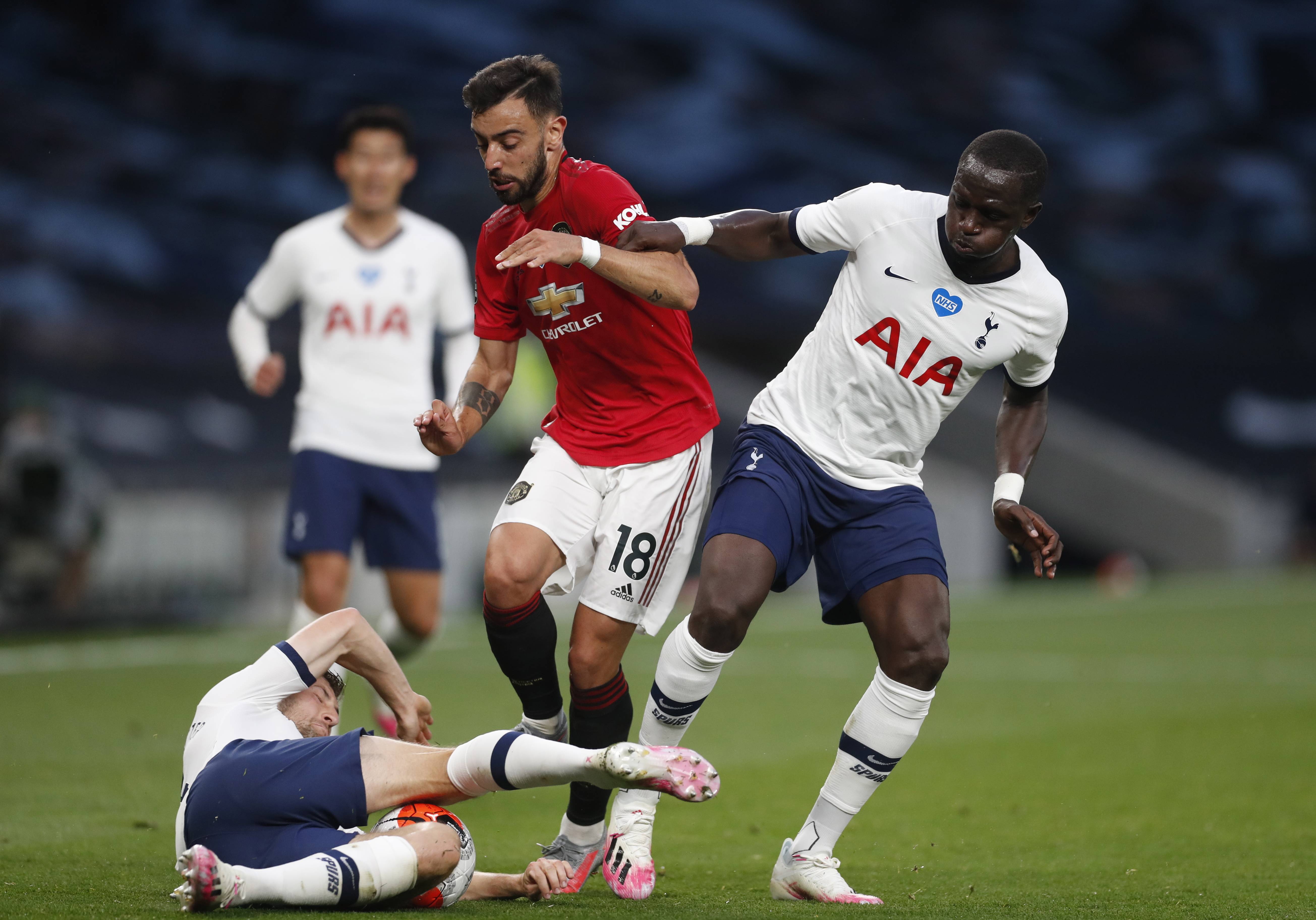 球队力挽狂 球队力挽狂